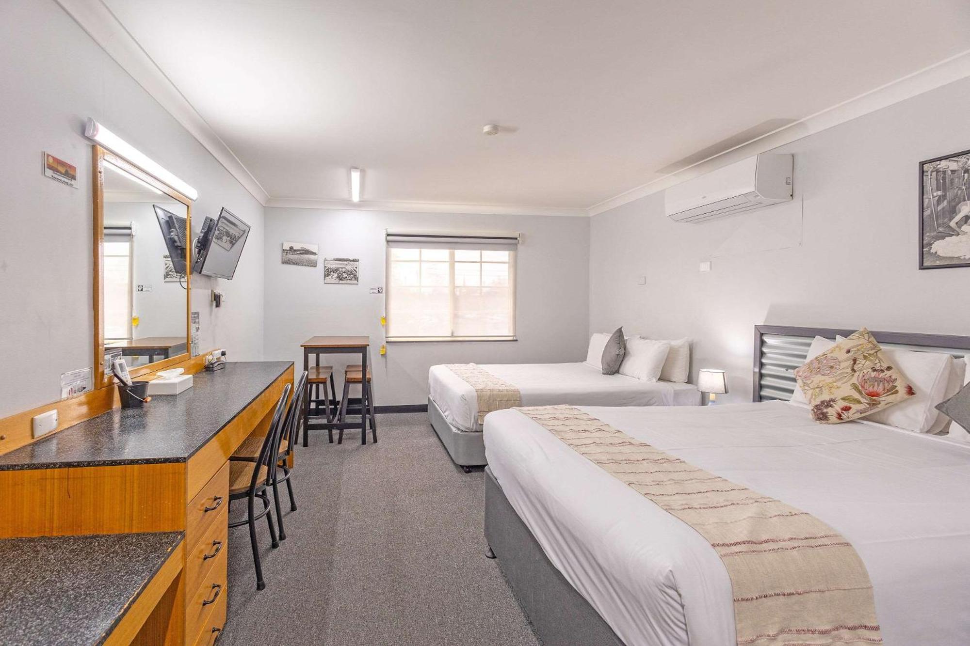 Comfort Inn Shearing Shed Dubbo Bagian luar foto