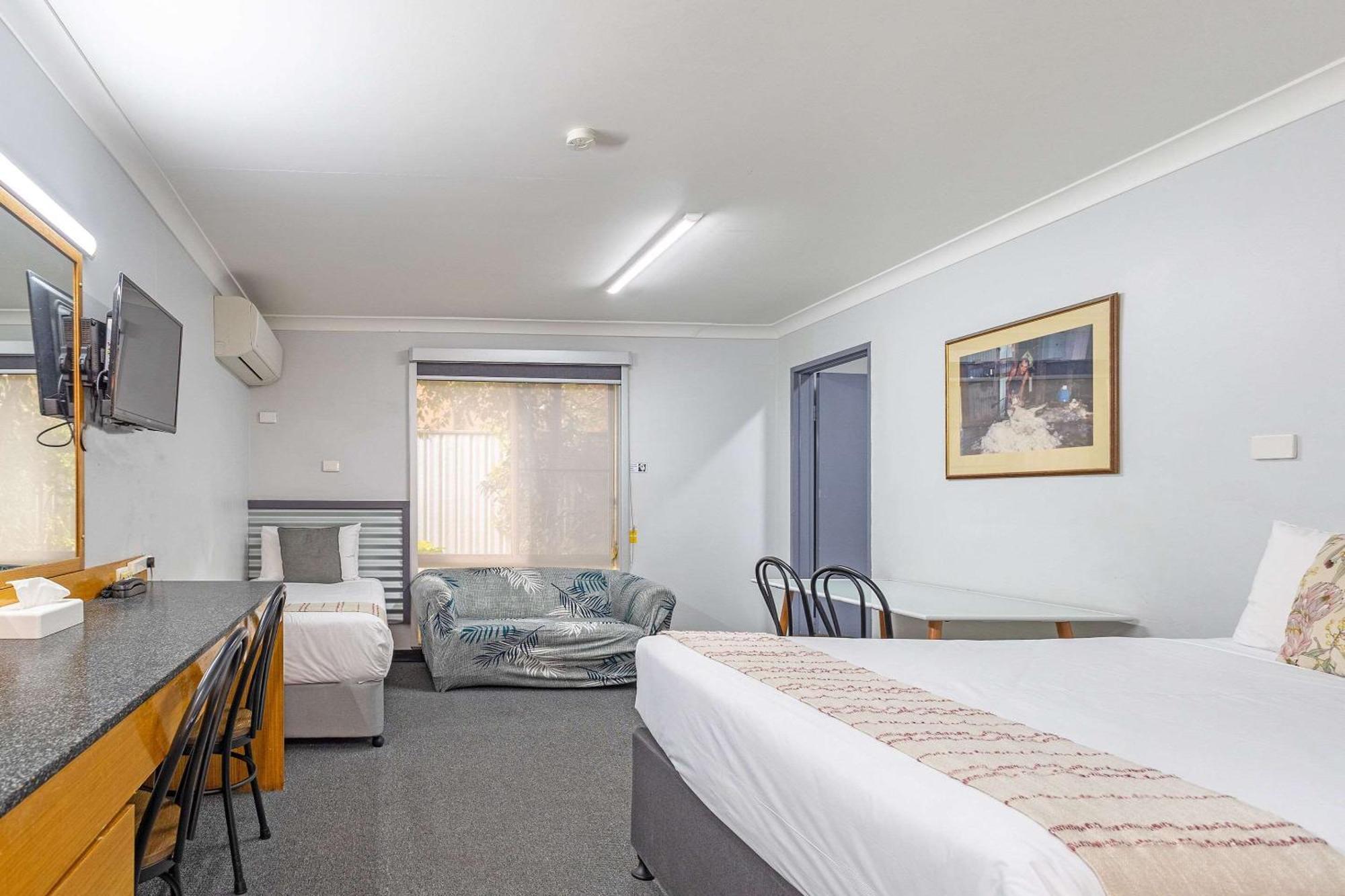 Comfort Inn Shearing Shed Dubbo Bagian luar foto