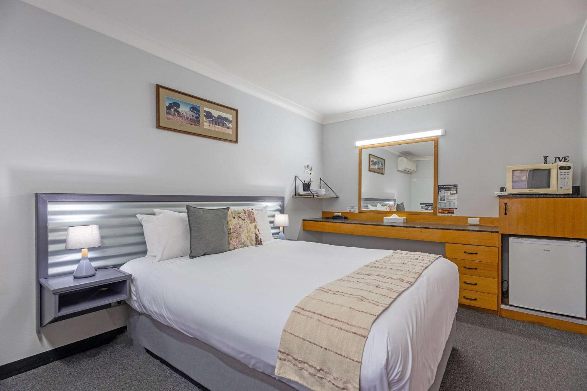 Comfort Inn Shearing Shed Dubbo Bagian luar foto